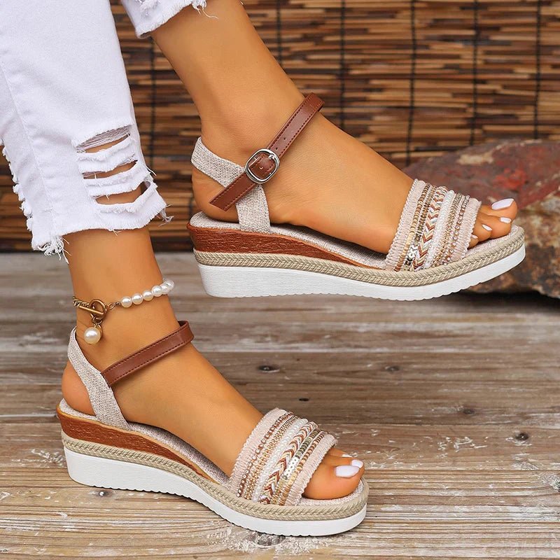 Dixie - Casual Summer Sandals - Clara & Cove